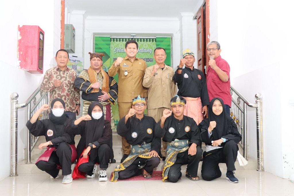 Lepas Kontingen ke Fornas, Wabup Sergai Ingin Pencak Silat Budaya Jadi Ekstrakurikuler