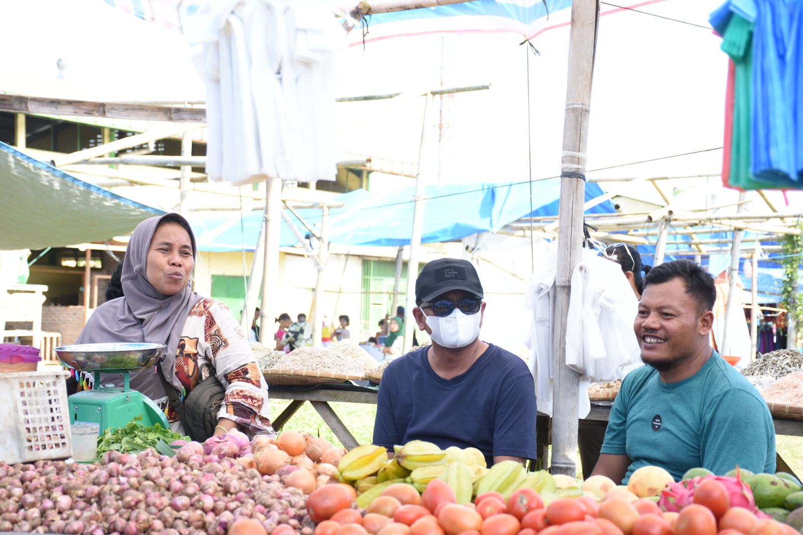 Rutin Belanja di Pasar Rakyat, Bupati Sergai Konsisten Bangun Ekonomi Kerakyatan