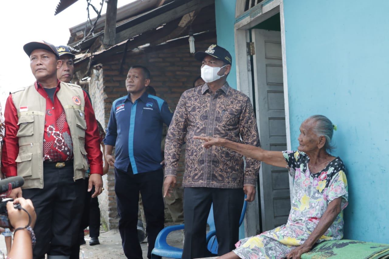 Bencana Puting Beliung di Kecamatan Sei Bamban, Bupati Sergai Pastikan Semua Masyarakat Dapat Bantuan