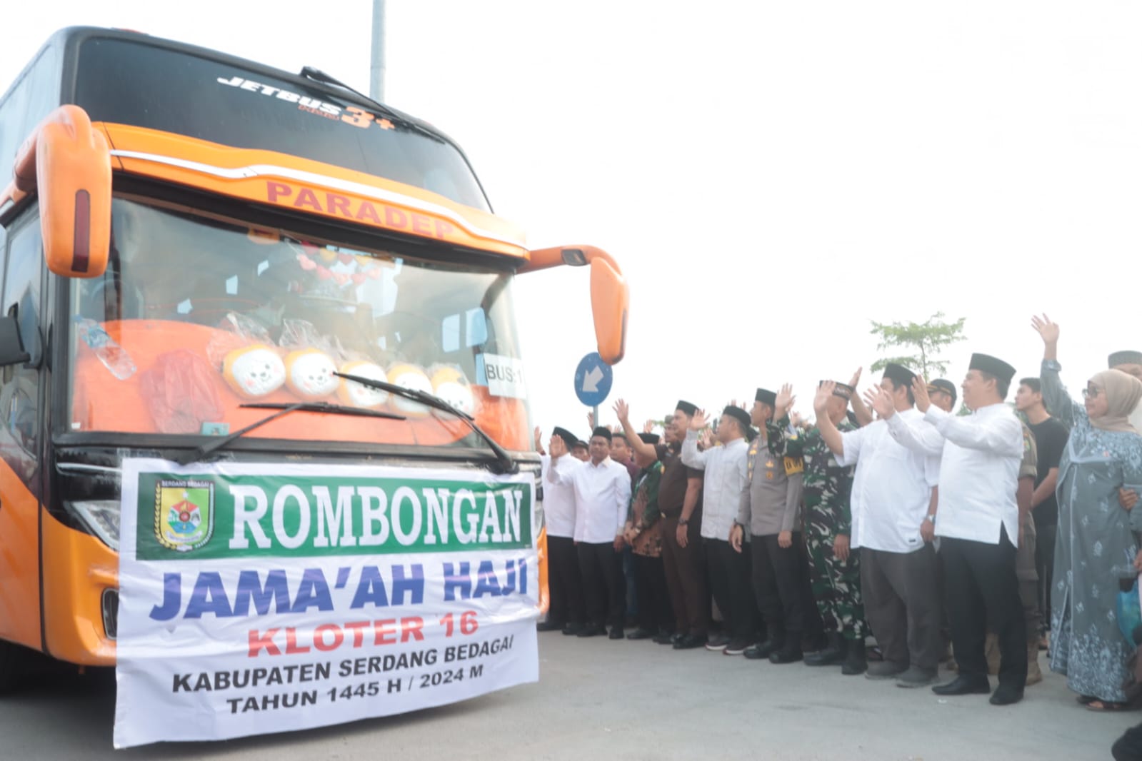 Lepas Jamaah Calon Haji ke Tanah Suci, Bupati Sergai: “Jaga Kesehatan Selama Ibadah”