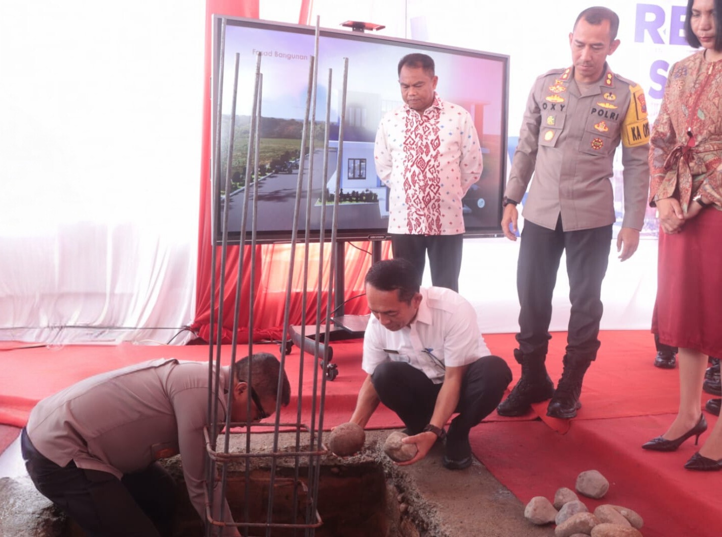 Bupati Darma Wijaya Hadiri Peletakan Batu Pertama Rehabilitasi Gedung Kantor Satlantas Polres Sergai