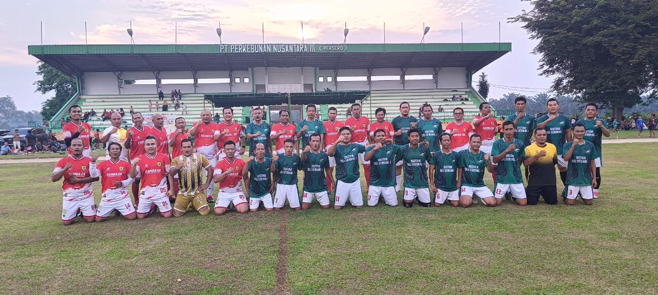 Partai Final Turnamen Sepak Bola Kades Memperebutkan Piala Bupati dan Wabup Sergai, Sipispis Raih Juara 3