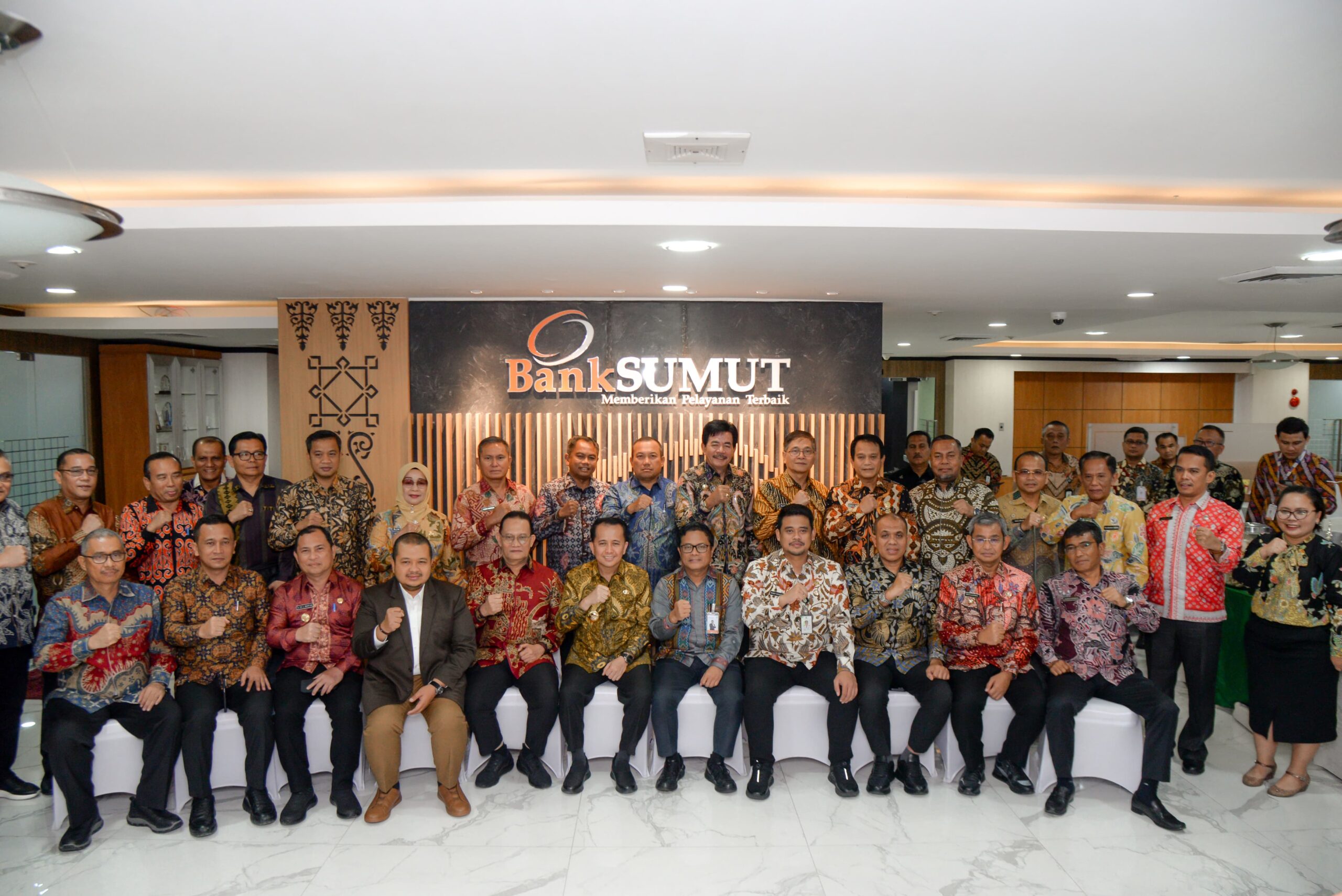 Bupati Sergai Optimis Bank Sumut Siap Hadapi Tantangan Masa Depan Dunia Perbankan